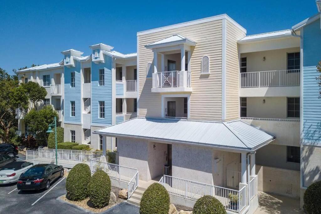 LICENSED Mgr - LUXURY PENTHOUSE SUITE - OFFERS RESORTS BEST PANORAMIC OCEAN VIEWS! Key Largo Exterior foto