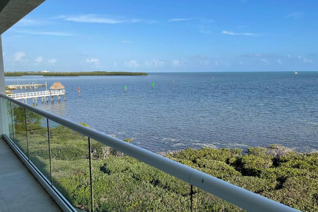 LICENSED Mgr - LUXURY PENTHOUSE SUITE - OFFERS RESORTS BEST PANORAMIC OCEAN VIEWS! Key Largo Exterior foto
