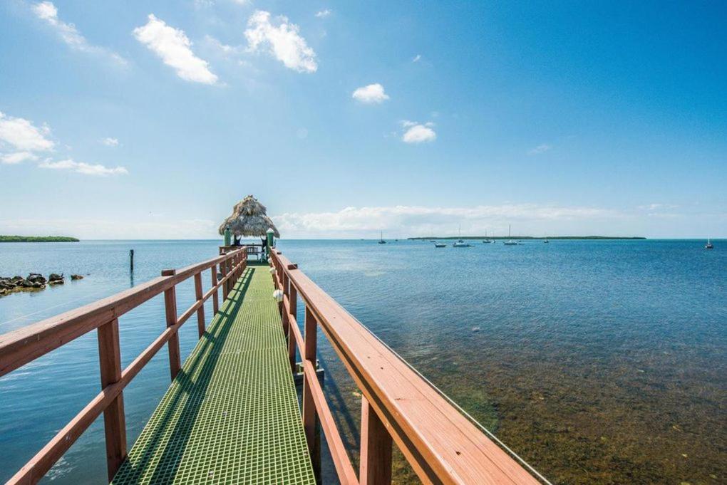 LICENSED Mgr - LUXURY PENTHOUSE SUITE - OFFERS RESORTS BEST PANORAMIC OCEAN VIEWS! Key Largo Exterior foto
