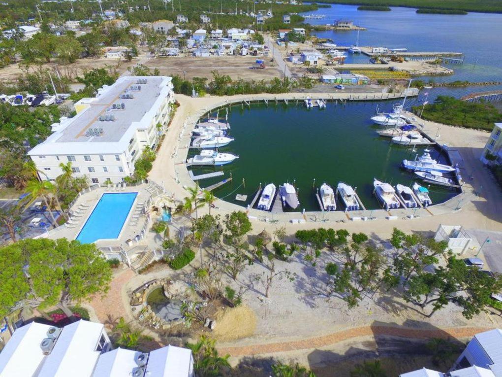 LICENSED Mgr - LUXURY PENTHOUSE SUITE - OFFERS RESORTS BEST PANORAMIC OCEAN VIEWS! Key Largo Exterior foto