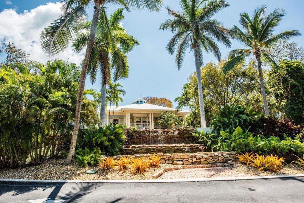 LICENSED Mgr - LUXURY PENTHOUSE SUITE - OFFERS RESORTS BEST PANORAMIC OCEAN VIEWS! Key Largo Exterior foto