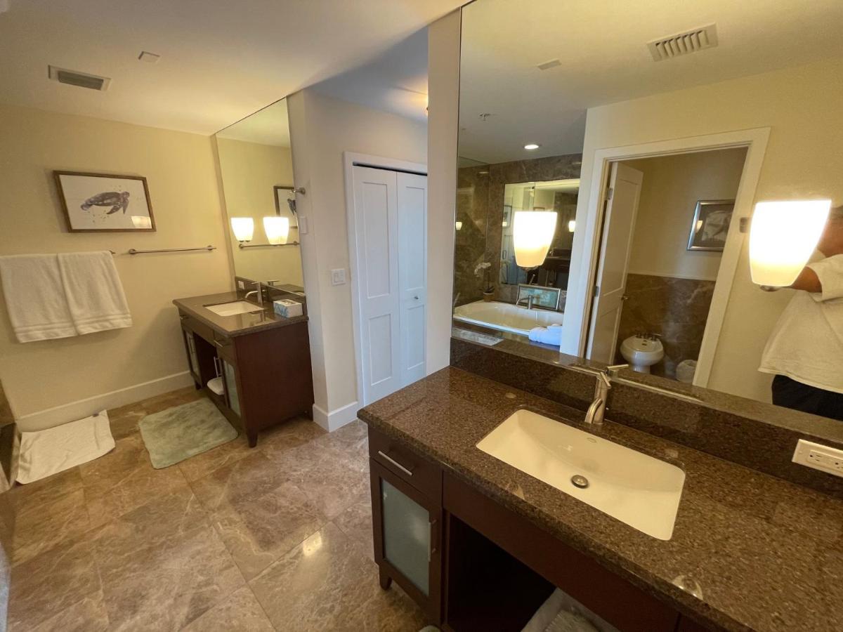 LICENSED Mgr - LUXURY PENTHOUSE SUITE - OFFERS RESORTS BEST PANORAMIC OCEAN VIEWS! Key Largo Exterior foto